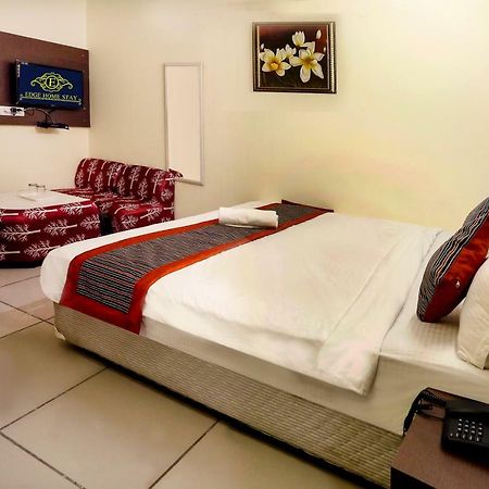 Airport Hotel Edge Home Stay Nova Deli Exterior foto