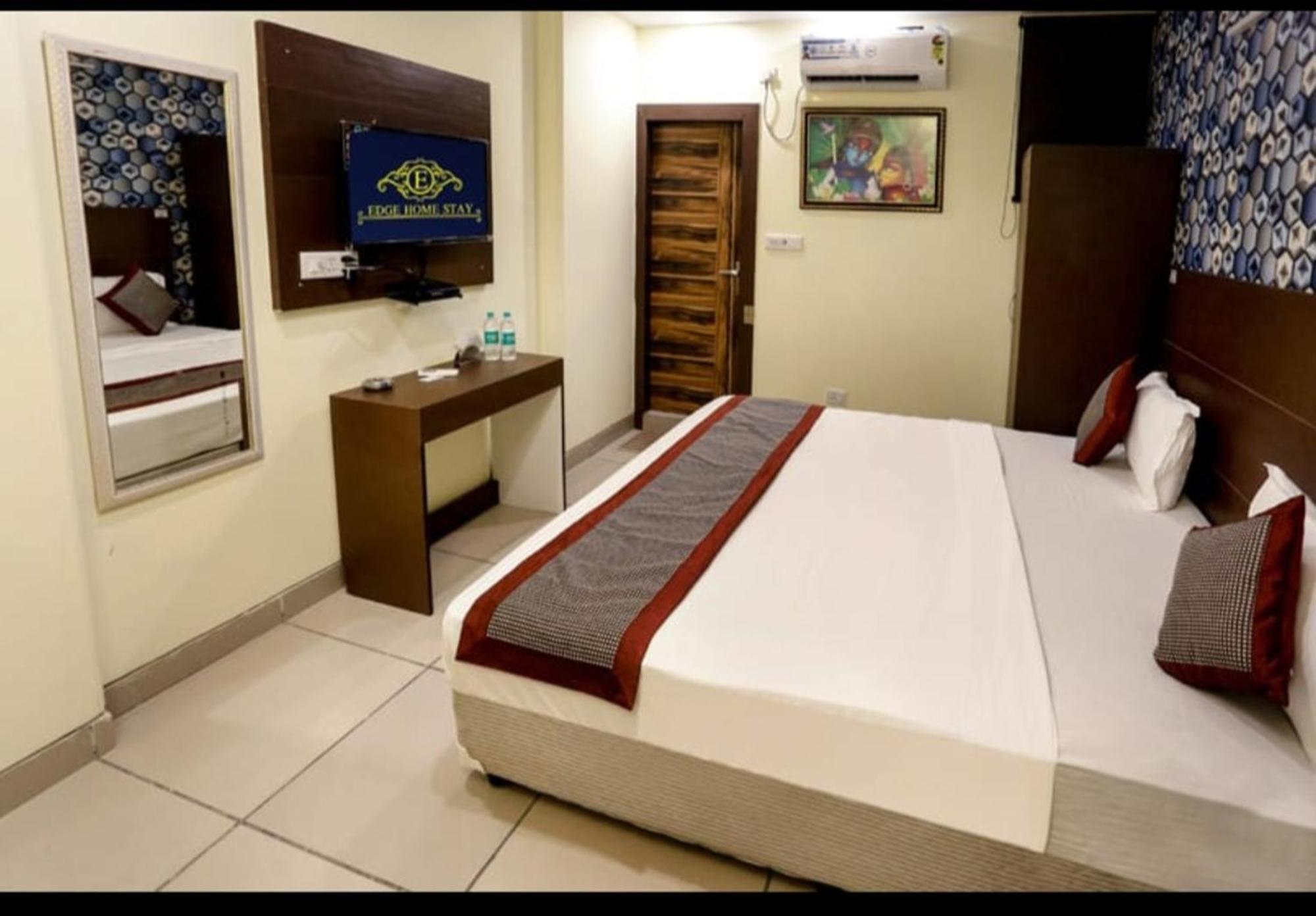 Airport Hotel Edge Home Stay Nova Deli Exterior foto