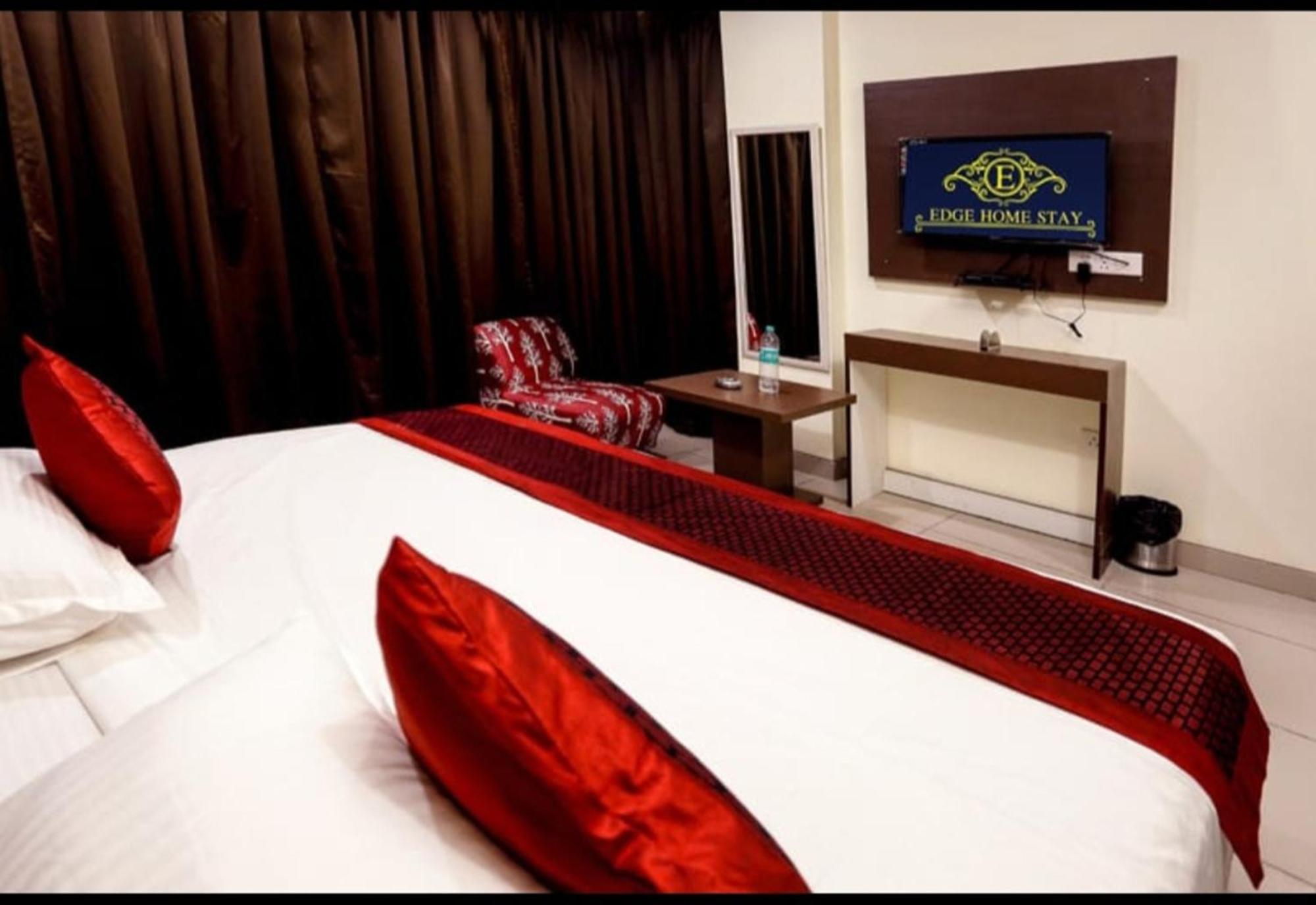 Airport Hotel Edge Home Stay Nova Deli Exterior foto