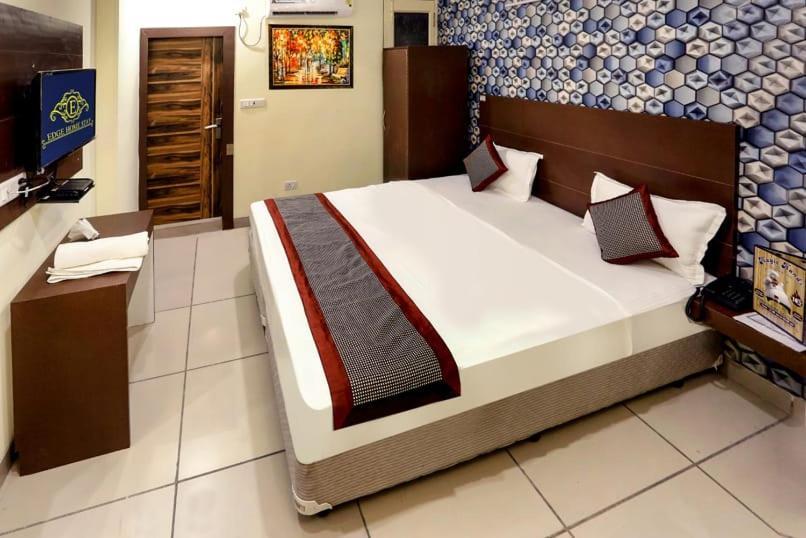 Airport Hotel Edge Home Stay Nova Deli Exterior foto