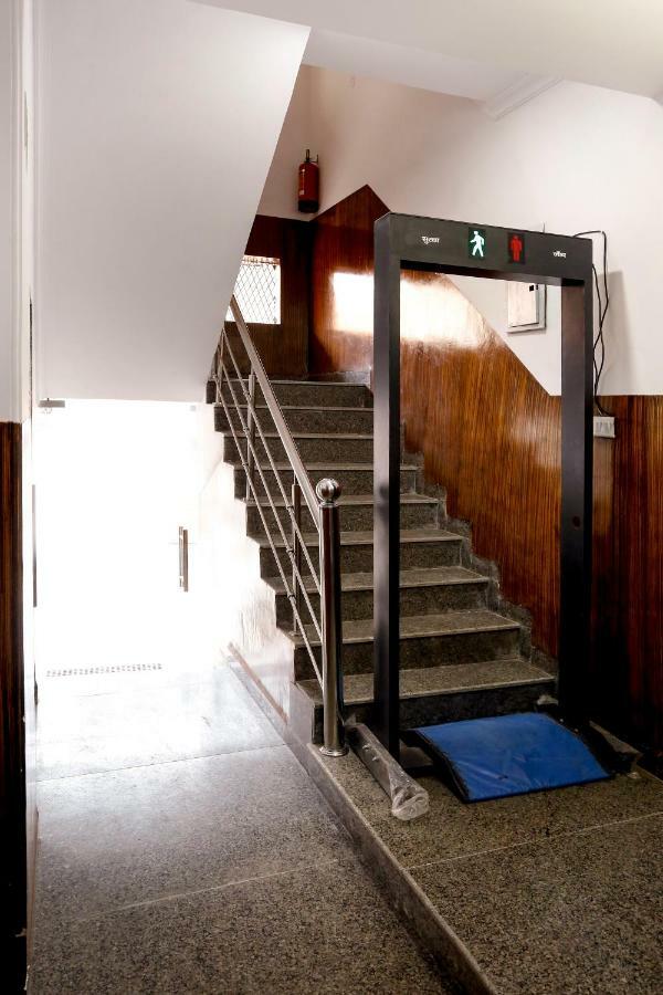Airport Hotel Edge Home Stay Nova Deli Exterior foto