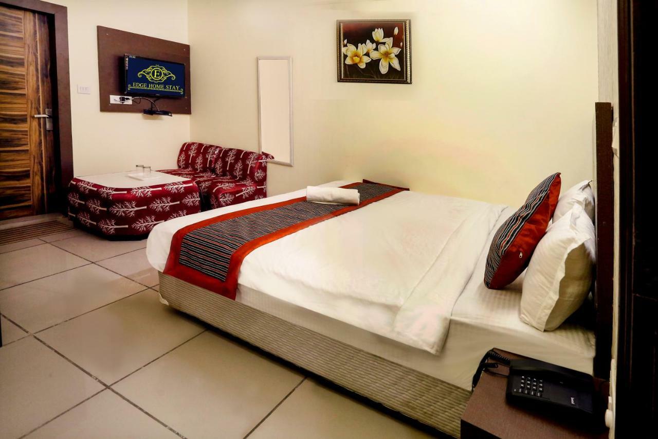 Airport Hotel Edge Home Stay Nova Deli Exterior foto